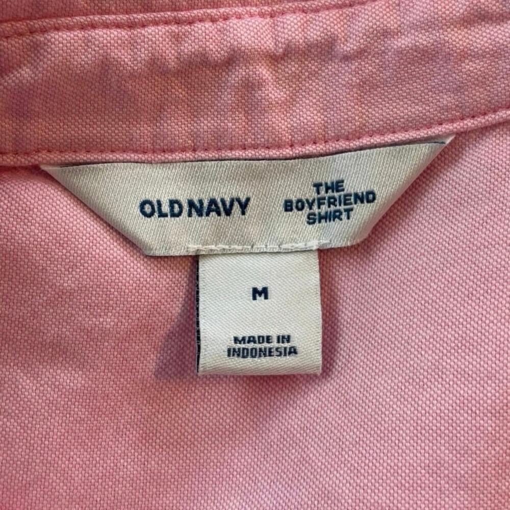 Old Navy Size M The Boyfriend Shirt Button Up Pink Long Sleeves - Picture 3 of 4